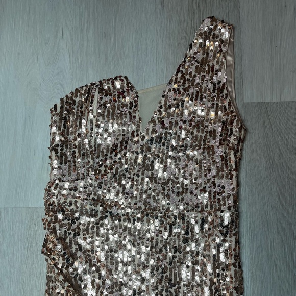 FASHION NOVA My Special Occasion Sequin Dress. NWOT! Never worn! Great stretch! - Picture 4 of 11